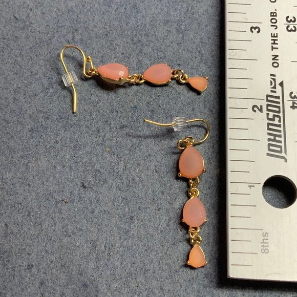 Blush pink drop gold dangle Earrings - Picture 3 of 3